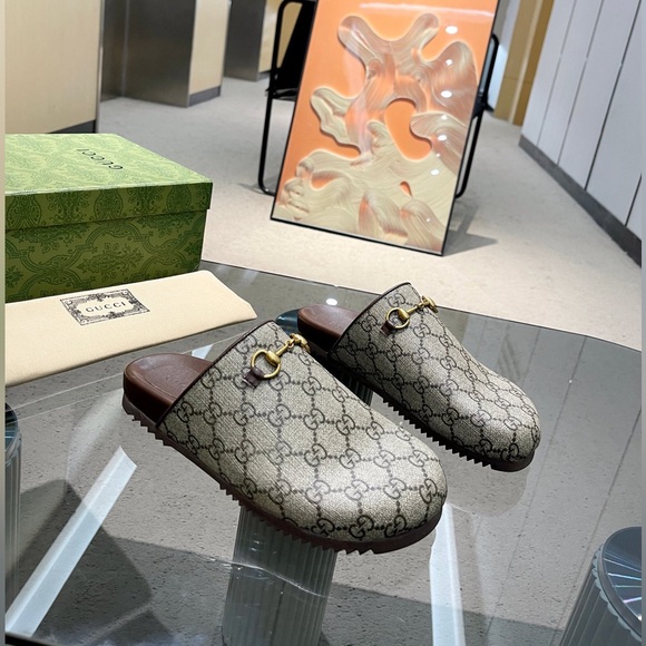 Gucci Beige Monogram Clogs - Picture 1 of 8
